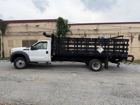 Used 2011 Ford F450 XL w/ XL Value Pkg RWD image 3