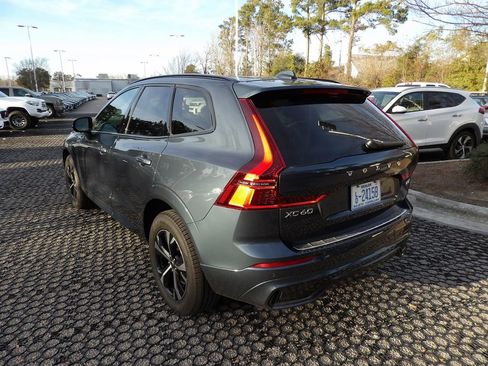 New 2026 Volvo XC60 B5 Core w/ Climate Package AWD/4WD image 8