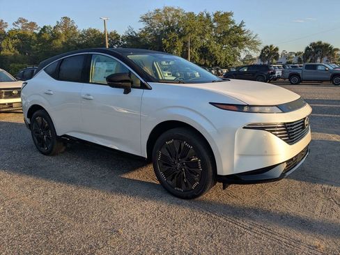 New 2026 Nissan Murano Platinum w/ Cargo Package AWD/4WD image 2