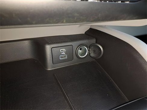 Used 2023 Ford Escape Active image 22