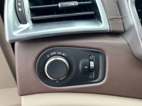 Used 2016 Cadillac SRX Luxury FWD image 27