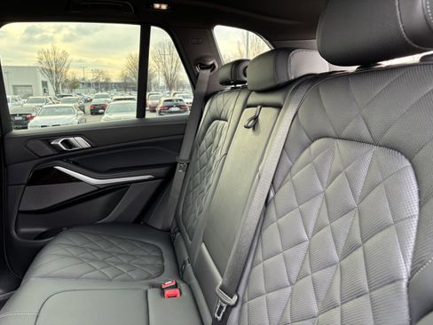 Certified 2025 BMW X5 xDrive40i w/ Premium Package image 32