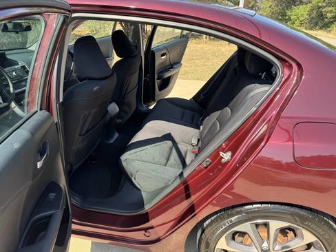 Used 2015 Honda Accord Sport image 38