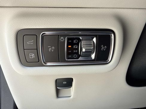 New 2026 Lincoln Nautilus Premier AWD/4WD image 32