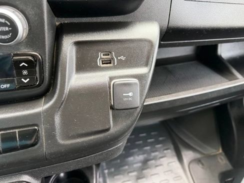 Used 2023 RAM ProMaster 2500 FWD image 23