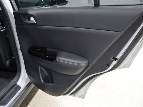 Used 2018 Kia Sportage EX image 22