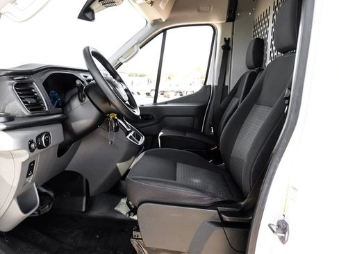 Used 2023 Ford Transit 250 Medium Roof AWD image 3