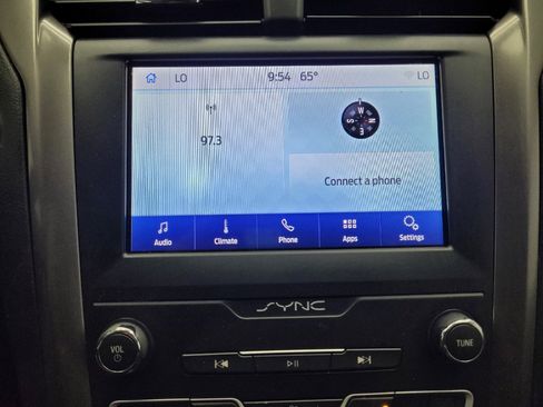 Used 2020 Ford Fusion SEL FWD image 25