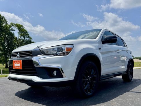 Used 2017 Mitsubishi Outlander Sport LE AWD/4WD image 5