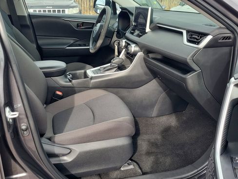 Used 2023 Toyota RAV4 LE image 16
