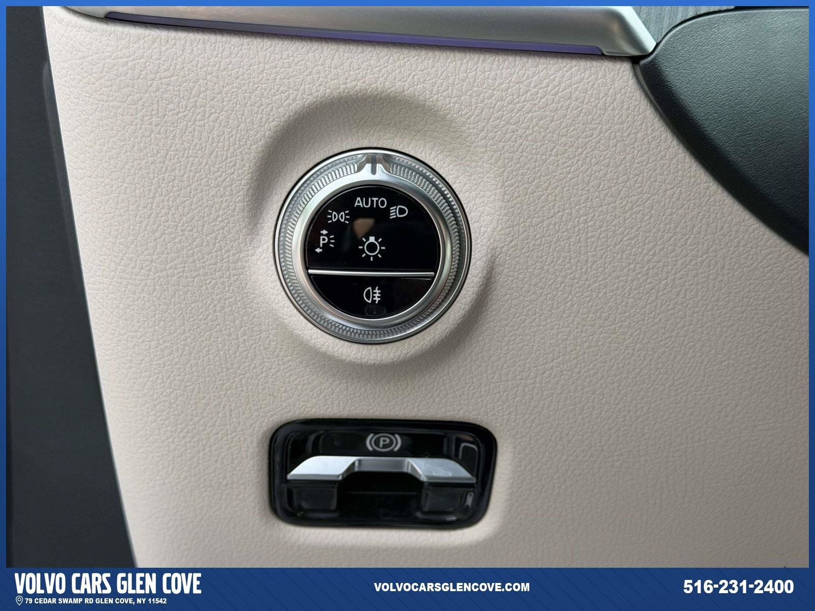 Used 2023 Mercedes-Benz C 300 4MATIC Sedan image 21