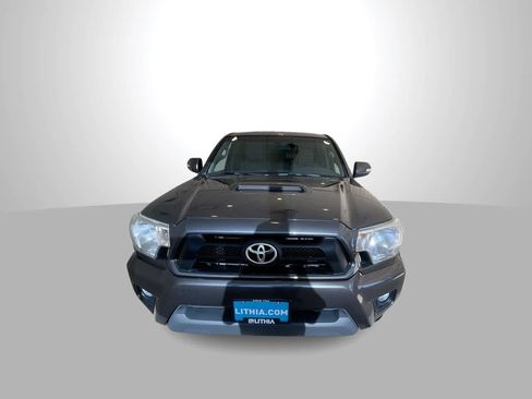 Used 2013 Toyota Tacoma 4x4 Access Cab V6 w/ TRD Sport Pkg image 3