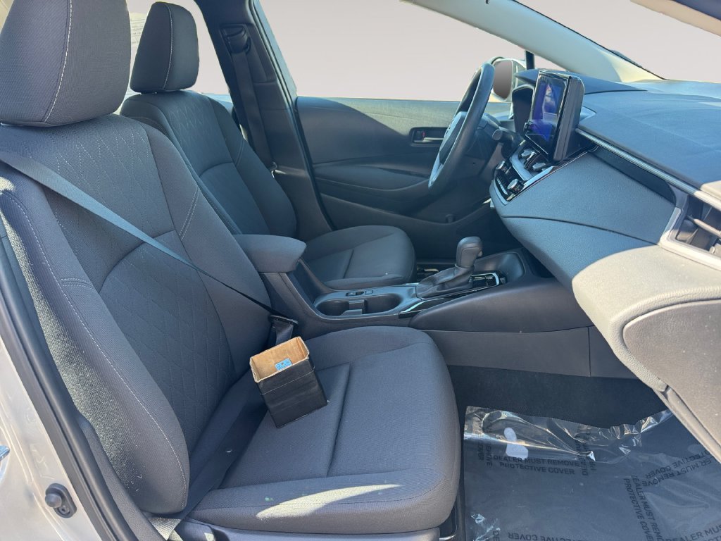 Used 2024 Toyota Corolla LE FWD image 15