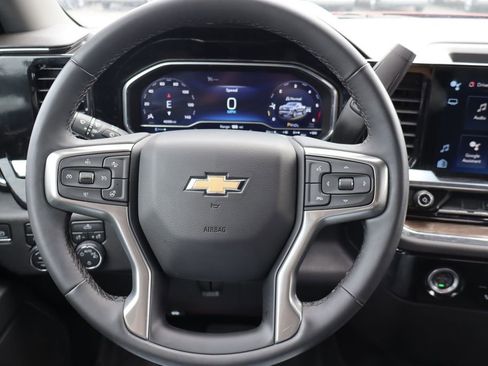 Used 2023 Chevrolet Silverado 1500 LT w/ Protection Package image 6