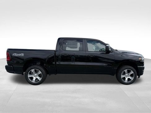 New 2026 RAM 1500 Express AWD/4WD image 7