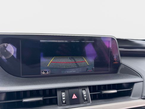 Used 2021 Lexus ES 250 w/ Premium Package AWD/4WD image 30