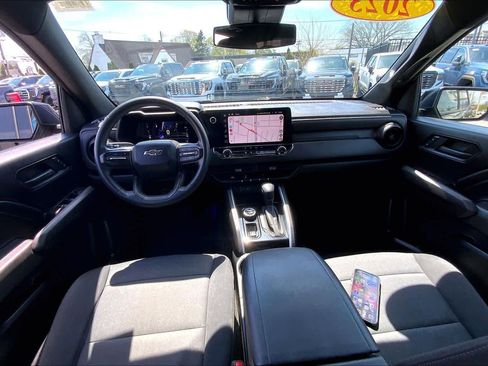 Used 2023 Chevrolet Colorado Trail Boss w/ Technology Package AWD/4WD image 14