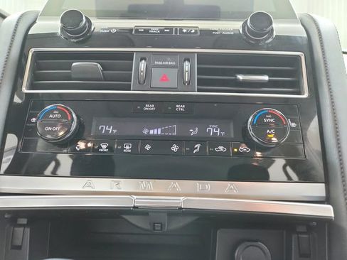 Used 2022 Nissan Armada SL AWD/4WD image 35