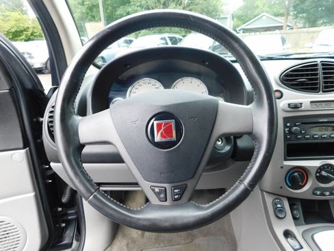Used 2005 Saturn Vue AWD V6 w/ Comfort Pkg image 8