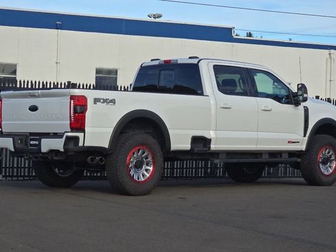 Used 2024 Ford F350 Lariat w/ Lariat Ultimate Package image 3