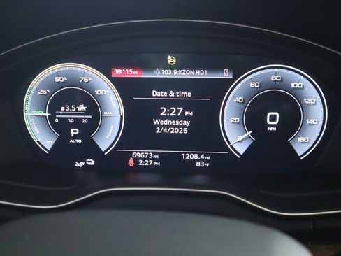 Used 2021 Audi Q5 e Premium image 34