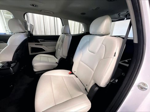 Used 2023 Kia Telluride S w/ S Sunroof Package AWD/4WD image 15