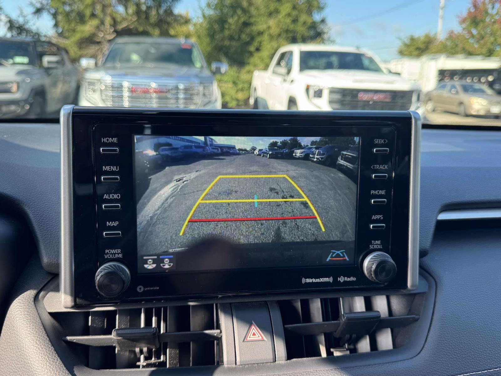 Used 2020 Toyota RAV4 XLE w/ Convenience Package AWD/4WD image 31
