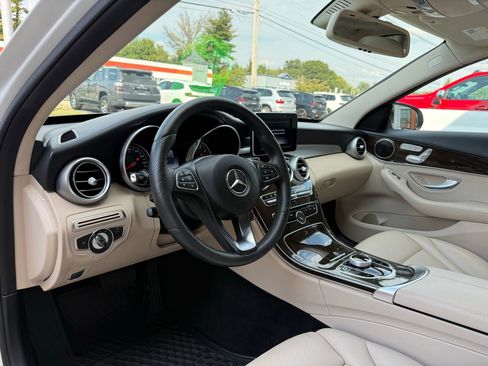 Used 2017 Mercedes-Benz C 300 4MATIC Sedan image 30