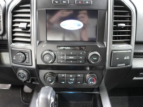 Used 2019 Ford F150 XLT w/ Equipment Group 301A Mid AWD/4WD image 16