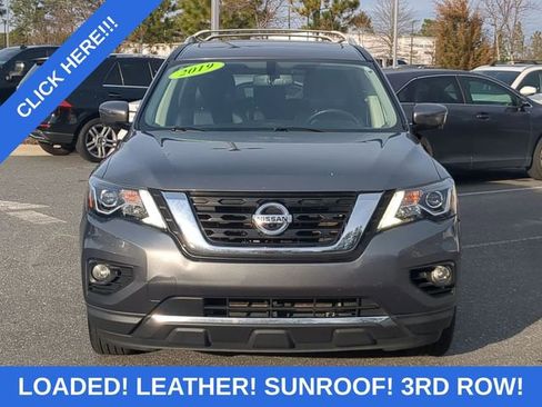 Used 2019 Nissan Pathfinder Platinum w/ Cargo Package image 9