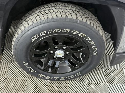 Used 2018 Chevrolet Silverado 1500 LT w/ All Star Edition image 7