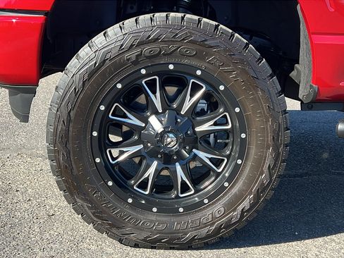 Used 2022 Ford F150 Lariat AWD/4WD image 11