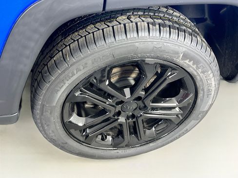 Used 2022 Jeep Compass Limited w/ Sun and Sound Group image 31