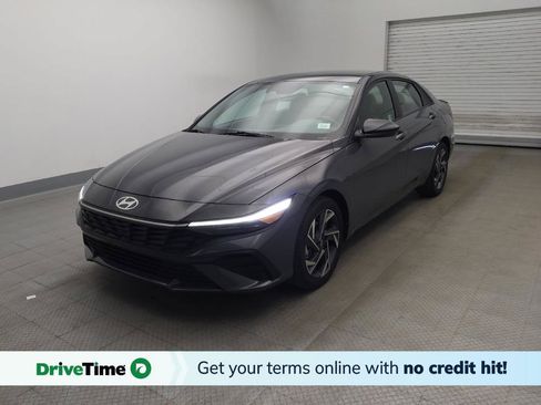 Used 2025 Hyundai Elantra Sport FWD image 1