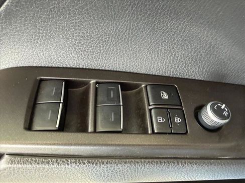 Used 2024 Toyota Camry XSE FWD image 15