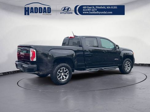 Used 2022 GMC Canyon AT4 image 5