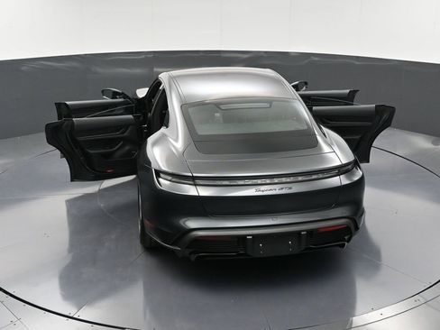 New 2026 Porsche Taycan GTS image 37