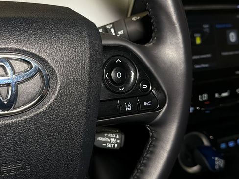 Used 2022 Toyota Prius Prime LE FWD image 26