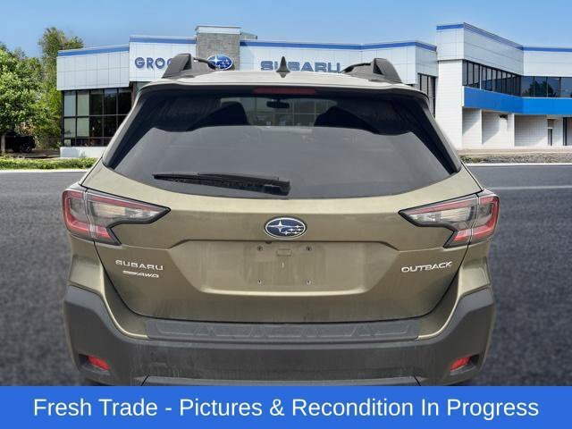 Certified 2025 Subaru Outback Premium AWD/4WD image 5