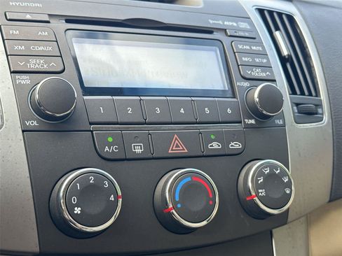 Used 2010 Hyundai Sonata GLS FWD image 30