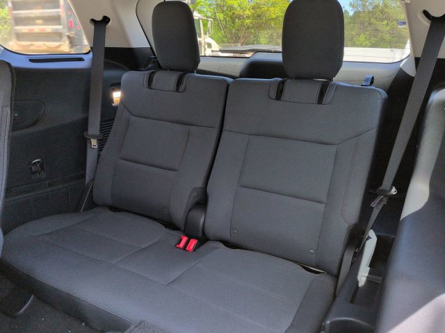 New 2026 Ford Explorer Active RWD image 13