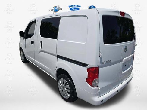 Used 2021 Nissan NV200 SV w/ Sliding Door Glass Package FWD image 2