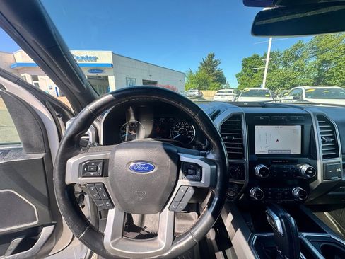 Used 2019 Ford F150 Platinum w/ Equipment Group 701A Luxury AWD/4WD image 14