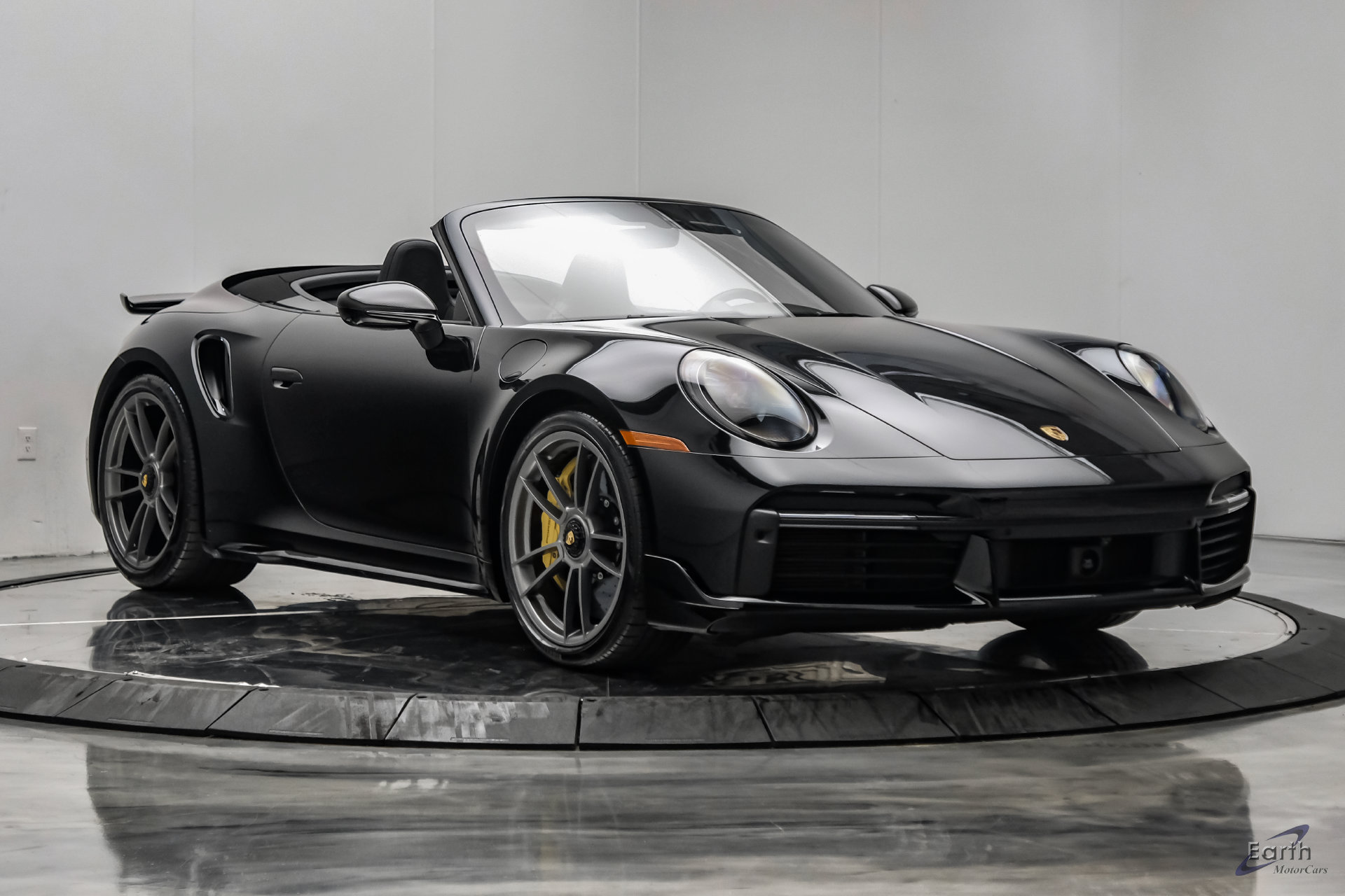 Used 2025 Porsche 911 Turbo S w/ Exterior Sport Package AWD/4WD image 30