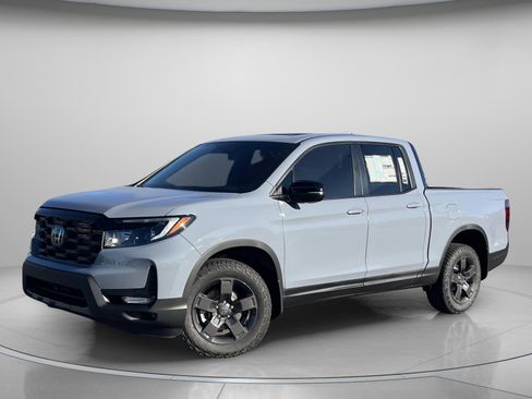 New 2026 Honda Ridgeline TrailSport image 2