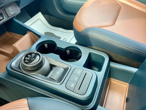 Used 2023 Ford Maverick Lariat image 14