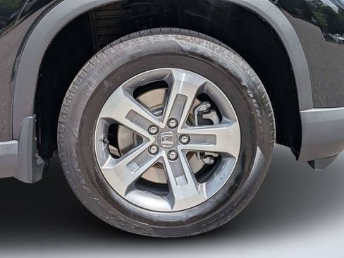 Used 2025 Honda Pilot EX-L image 11