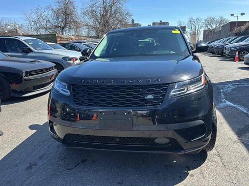 Used 2022 Land Rover Range Rover Velar S AWD/4WD image 2
