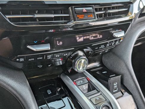 Used 2023 Acura MDX FWD image 29