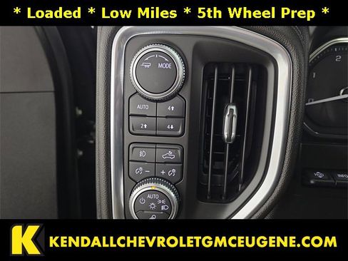 Used 2020 GMC Sierra 3500 Denali w/ Denali Ultimate Package image 20